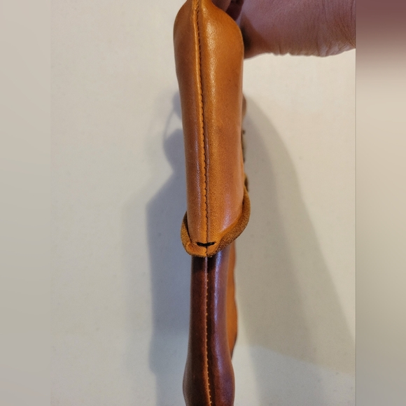 Vintage Leather Art Crossbody Purse by Deborah Einbender Pursona - Picture 11 of 13